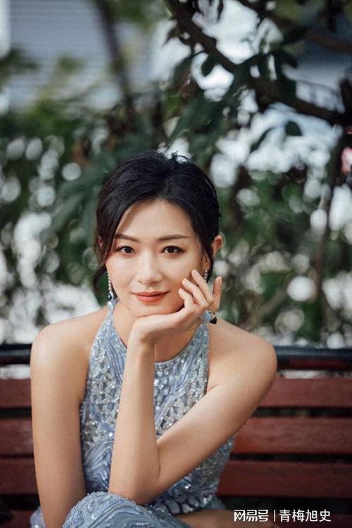 今日吃瓜热门大瓜每日更新51 爆料网 万茜自爆一年潜七次,一年潜入七次，真相究竟如何？